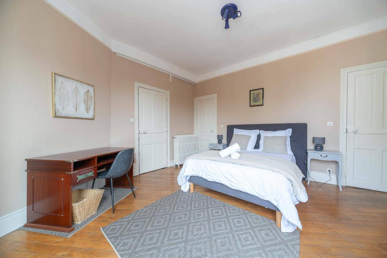 Le Rue Neuve - Appartement Calme Et Lumineux Vichy Eksteriør billede