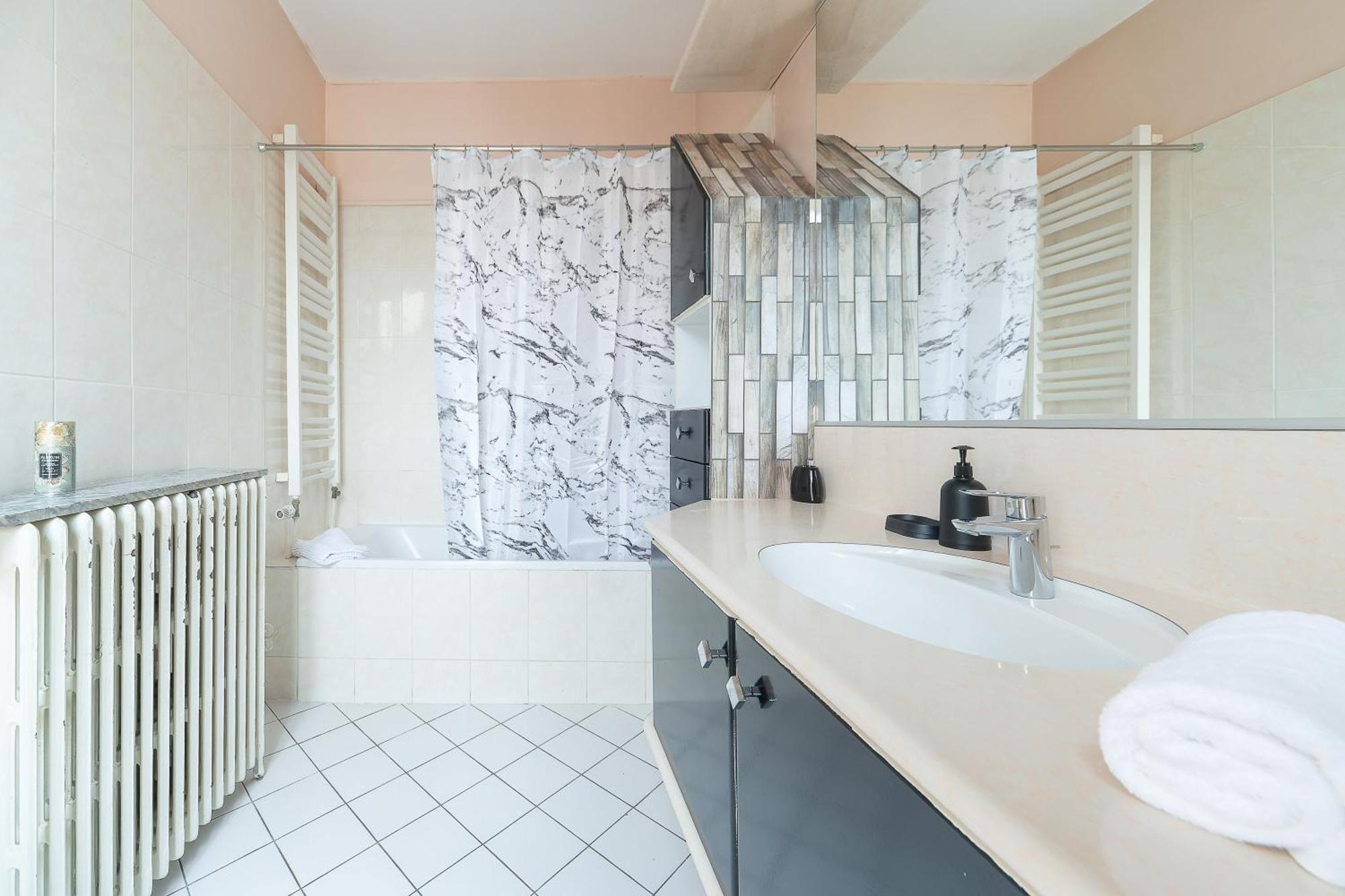 Le Rue Neuve - Appartement Calme Et Lumineux Vichy Eksteriør billede