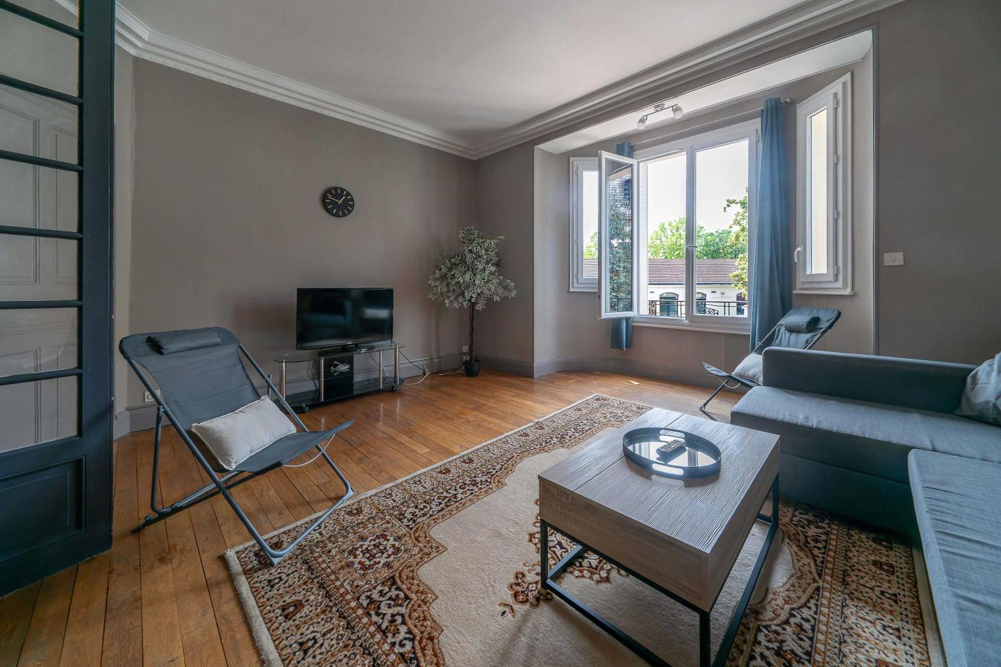 Le Rue Neuve - Appartement Calme Et Lumineux Vichy Eksteriør billede